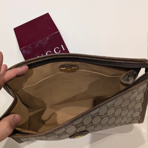 Gucci Supreme clutch - Picture 6 of 6